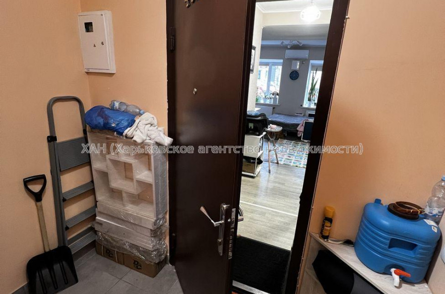Продам квартиру, Большая Панасовская ул. , 1  ком., 24.30 м², евроремонт 