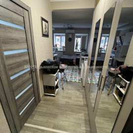 Продам квартиру, Большая Панасовская ул. , 1  ком., 24.30 м², евроремонт