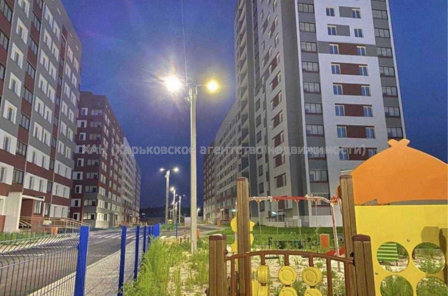 Продам квартиру, Борткевича ул. , 1  ком., 40 м², без внутренних работ 