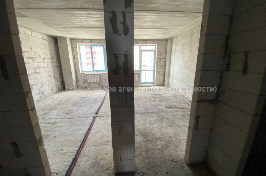 Продам квартиру, Гвардейцев Широнинцев ул. , 3 кім., 97.20 м², без внутренних работ 