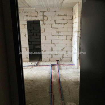 Продам квартиру, Гвардейцев Широнинцев ул. , 3 кім., 97.20 м², без внутренних работ 