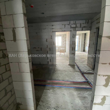 Продам квартиру, Гвардейцев Широнинцев ул. , 3 кім., 97.20 м², без внутренних работ 