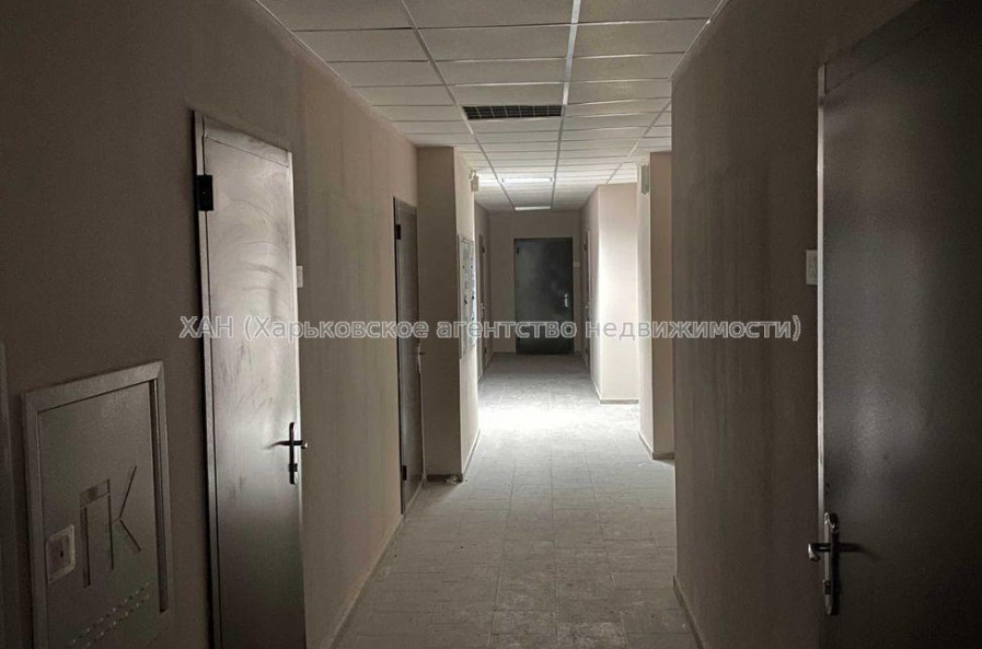 Продам квартиру, Гвардейцев Широнинцев ул. , 3 кім., 97.20 м², без внутренних работ 