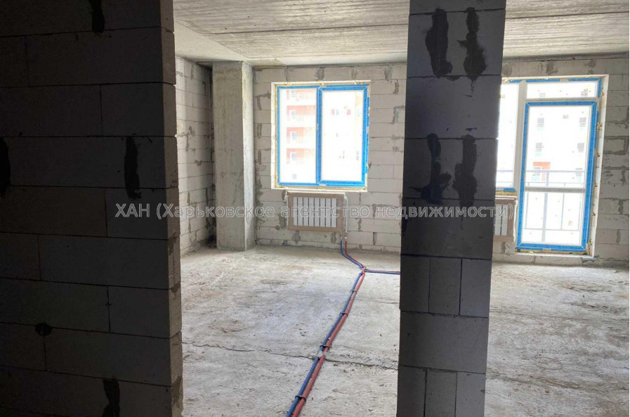 Продам квартиру, Гвардейцев Широнинцев ул. , 3 кім., 97.20 м², без внутренних работ 