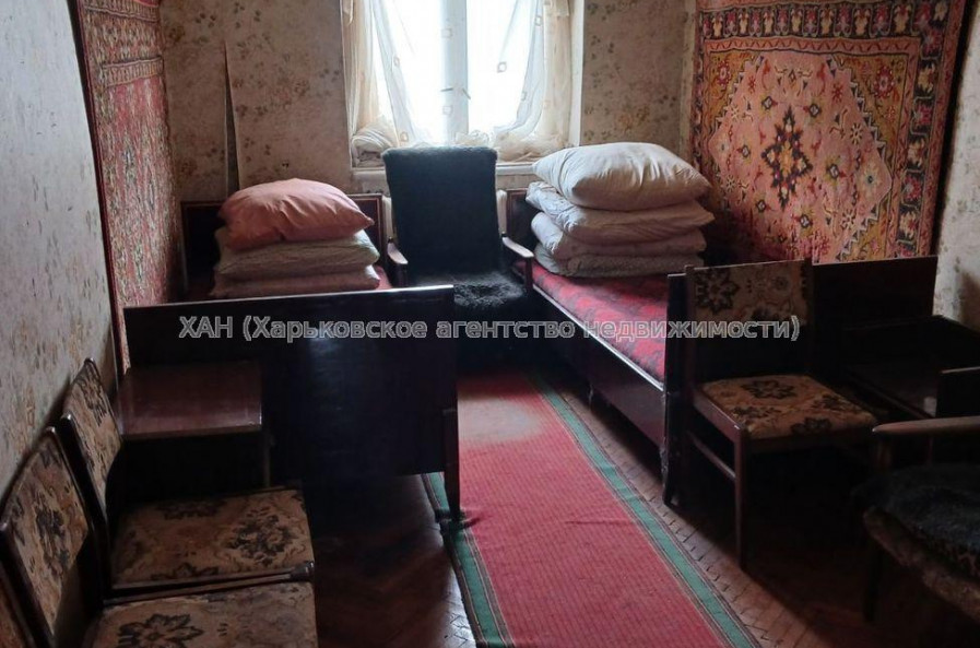 Продам квартиру, Генерала Момота ул. , 2 кім., 44 м², советский ремонт 