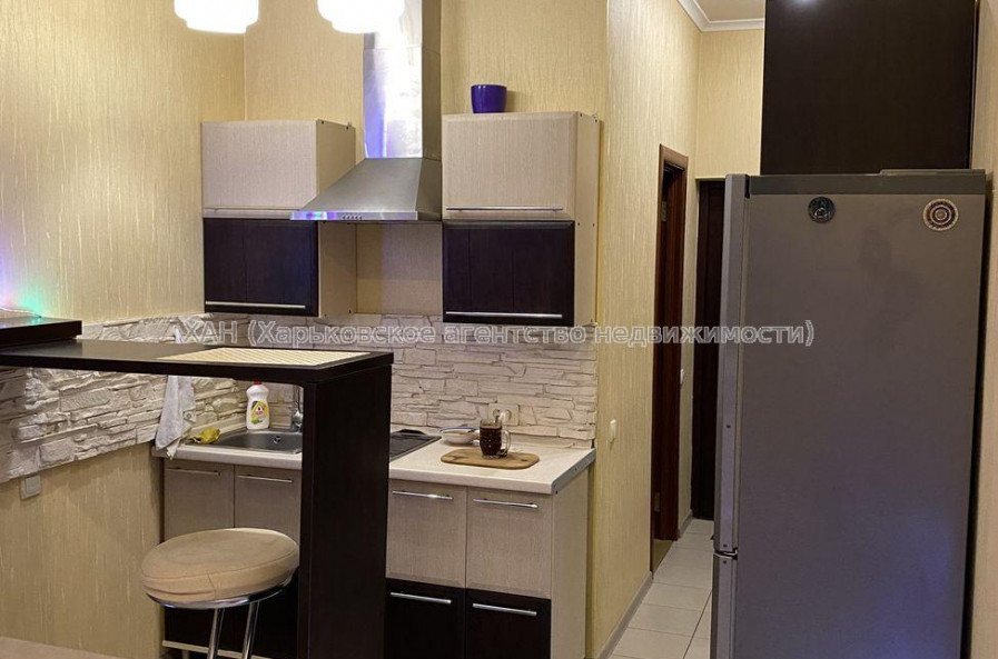 Продам квартиру, Большая Панасовская ул. , 1 кім., 18 м², евроремонт 