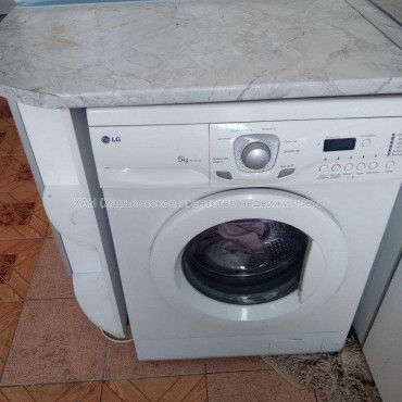 Продам квартиру, Отакара Яроша пер. , 2  ком., 44 м², капитальный ремонт 