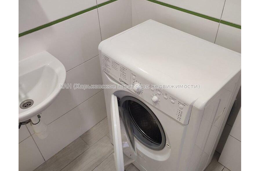 Продам квартиру, Фейербаха ул. , 1 кім., 24.50 м², евроремонт 