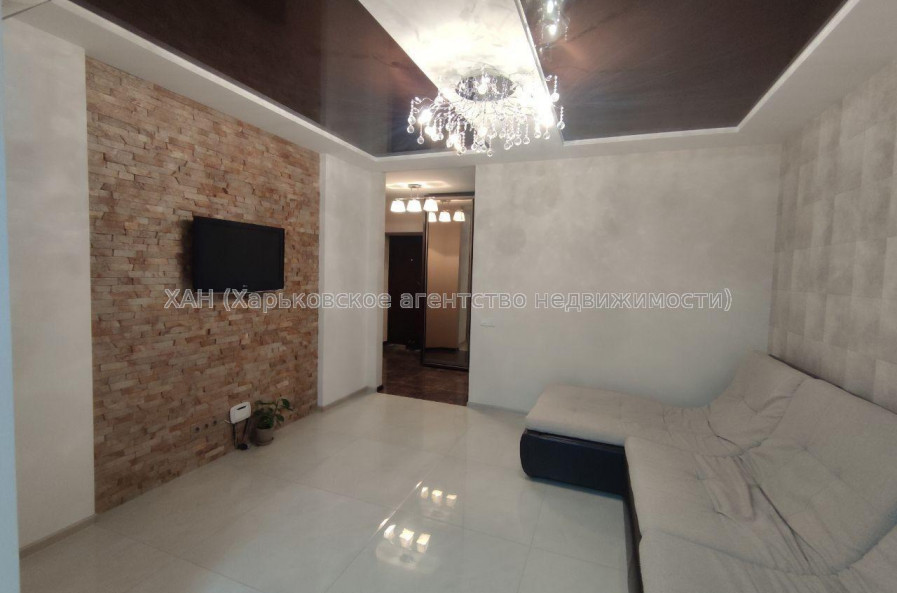 Продам квартиру, Залесская ул. , 2  ком., 60 м², евроремонт 