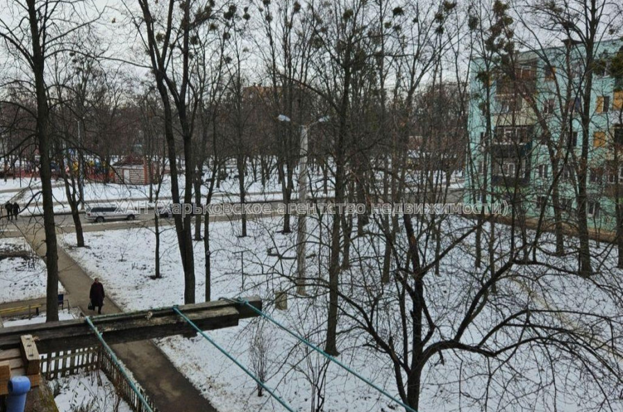 Продам квартиру, Юрьева бульв. , 1  ком., 35 м², косметический ремонт 