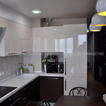 Продам квартиру, Сухумская ул. , 3 кім., 100 м², авторский дизайн  - фото 4 Продам квартиру, Сухумская ул. , 3 кім., 100 м², авторский дизайн