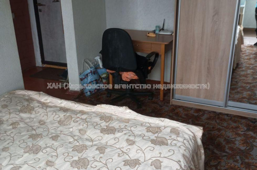 Продам квартиру, Науки просп. , 1 кім., 26 м², косметический ремонт 
