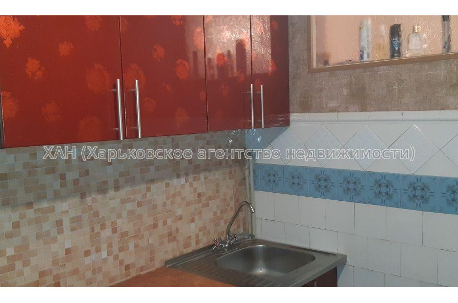 Продам квартиру, 12 Апреля ул. , 26 , 1  ком., 33 м², советский ремонт 