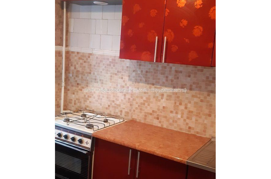 Продам квартиру, 12 Апреля ул. , 26 , 1  ком., 33 м², советский ремонт 
