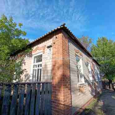 Продам будинок, Большая Жихарская ул. , 81 м², 10 соток, советский ремонт 