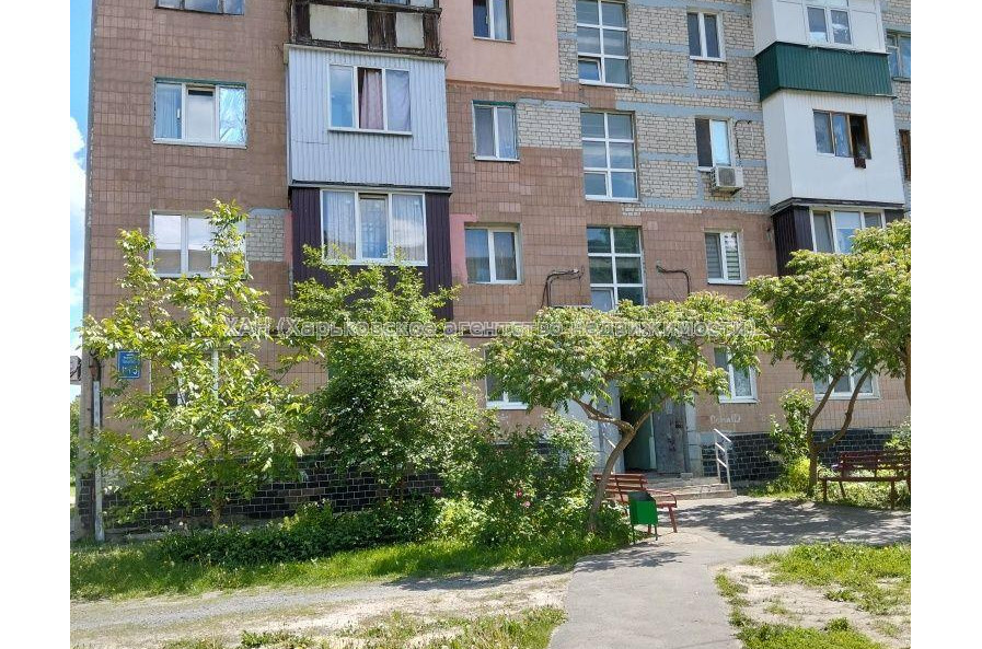 Продам квартиру, Ньютона ул. , 1 кім., 22.90 м², косметический ремонт 