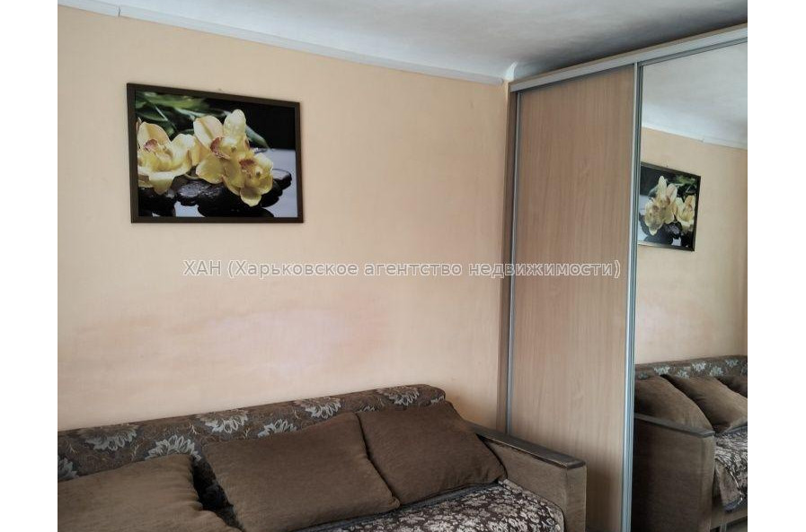 Продам квартиру, Ньютона ул. , 1 кім., 22.90 м², косметический ремонт 
