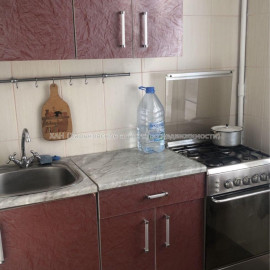 Сдам квартиру, Валентиновская ул. , 2  ком., 44.90 м², косметический ремонт
