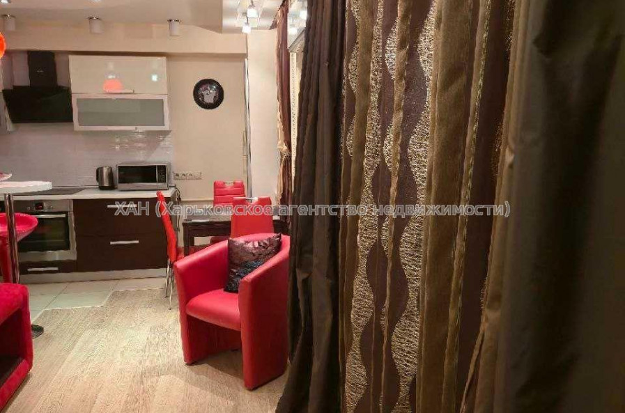 Продам квартиру, Клочковская ул. , 3  ком., 69.20 м², авторский дизайн 