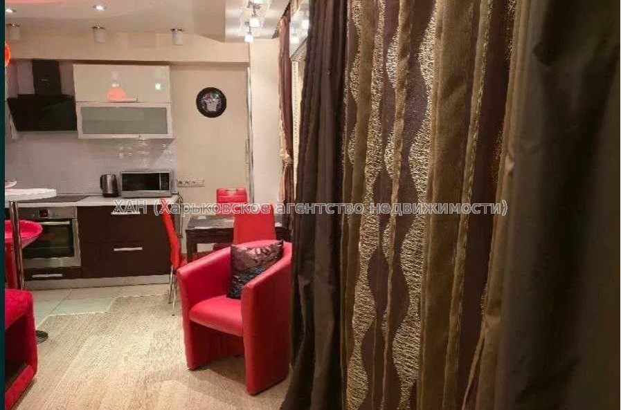 Продам квартиру, Клочковская ул. , 3 кім., 69.20 м², авторский дизайн 