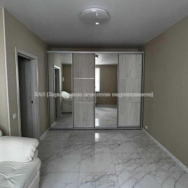 Продам квартиру, Шевченковский пер. , 1 кім., 35 м², евроремонт