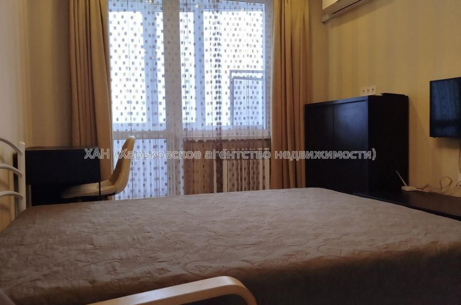 Продам квартиру, Валентиновская ул. , 1  ком., 33 м², евроремонт 