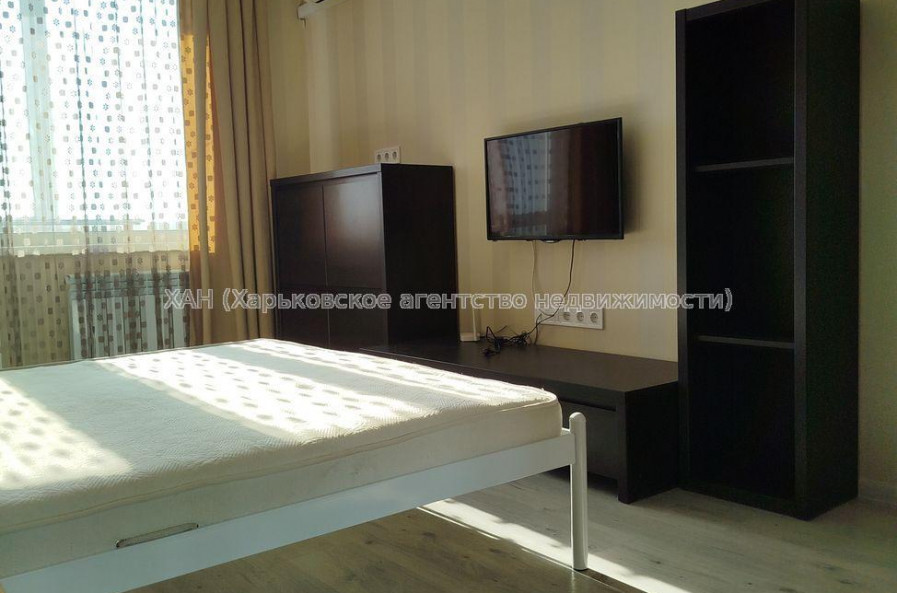 Продам квартиру, Валентиновская ул. , 1  ком., 33 м², евроремонт 