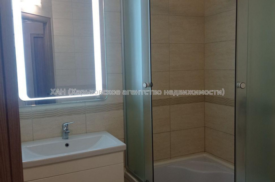 Продам квартиру, Валентиновская ул. , 1  ком., 33 м², евроремонт 