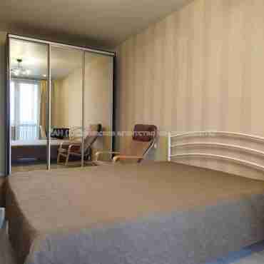Продам квартиру, Валентиновская ул. , 1  ком., 33 м², евроремонт 