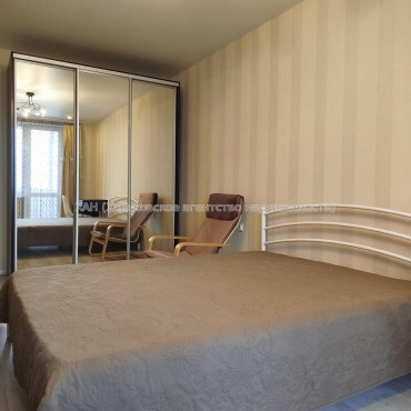 Продам квартиру, Валентиновская ул. , 1 кім., 33 м², евроремонт 