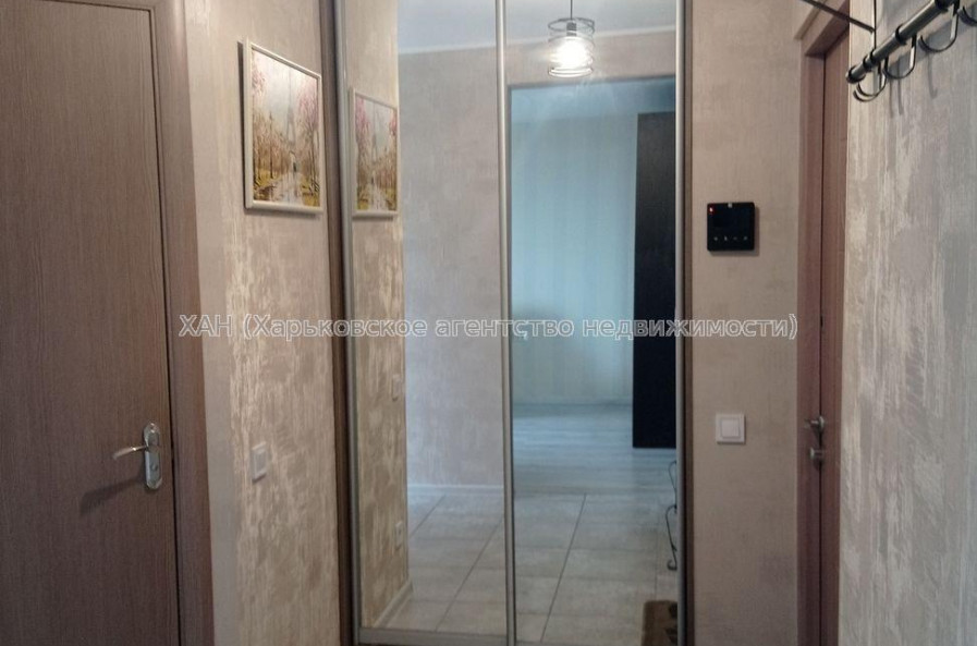 Продам квартиру, Валентиновская ул. , 1  ком., 33 м², евроремонт 