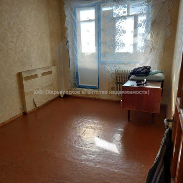 Продам квартиру, Леся Сердюка ул. , 3  ком., 65 м², советский ремонт 