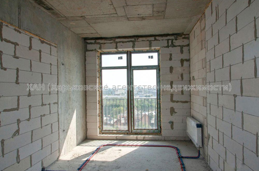 Продам квартиру, Московский просп. , 4  ком., 123 м², без внутренних работ 