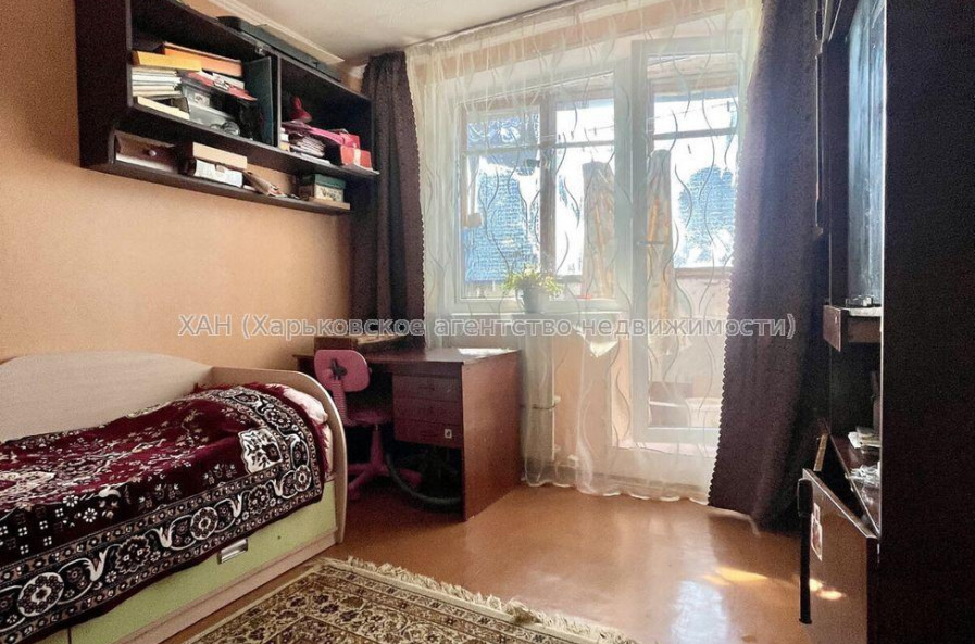 Продам квартиру, Людвига Свободы просп. , 2 кім., 46 м², косметический ремонт 