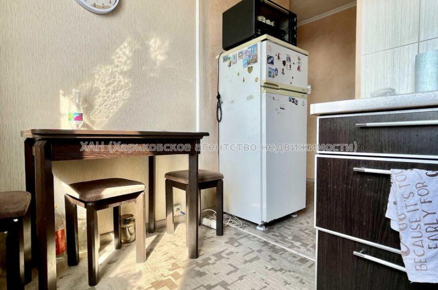 Продам квартиру, Людвига Свободы просп. , 2 кім., 46 м², косметический ремонт 