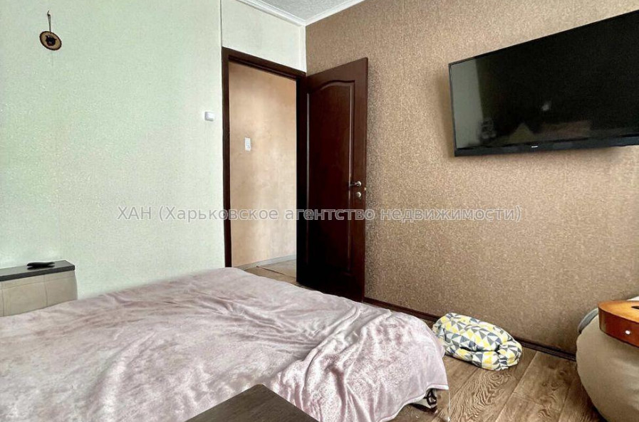 Продам квартиру, Людвига Свободы просп. , 2 кім., 46 м², косметический ремонт 