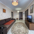 Продам квартиру, Валентиновская ул. , 2 кім., 46.50 м², капитальный ремонт 