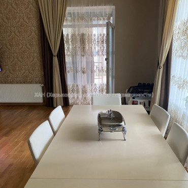 Продам будинок, Центральная ул. , 150 м², 8 соток, евроремонт 