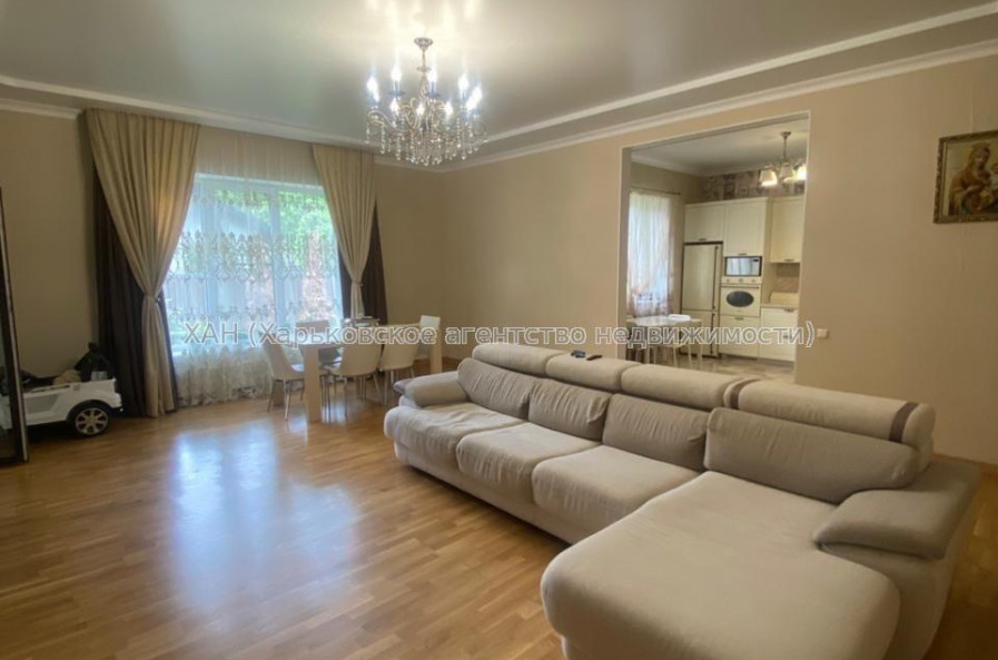 Продам будинок, 150 м², 8 соток, евроремонт 