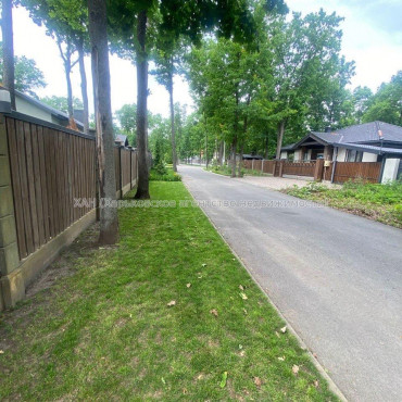 Продам будинок, Центральная ул. , 150 м², 8 соток, евроремонт 