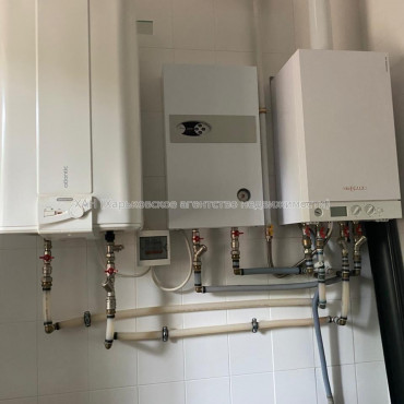 Продам будинок, Центральная ул. , 150 м², 8 соток, евроремонт 