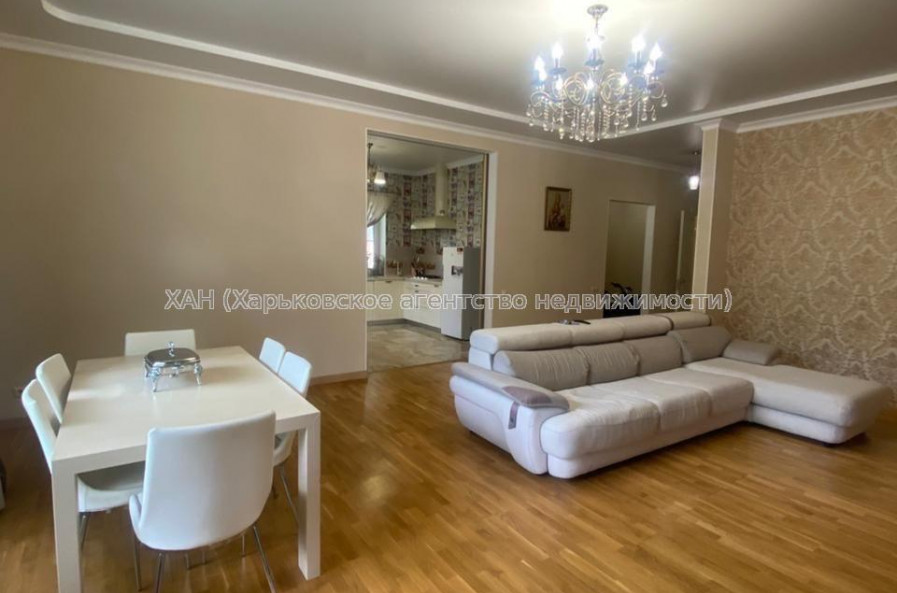 Продам будинок, 150 м², 8 соток, евроремонт 