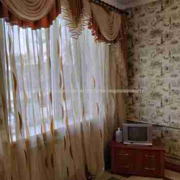 Продам квартиру, 12 Апреля ул. , 1  ком., 30.40 м², косметический ремонт 