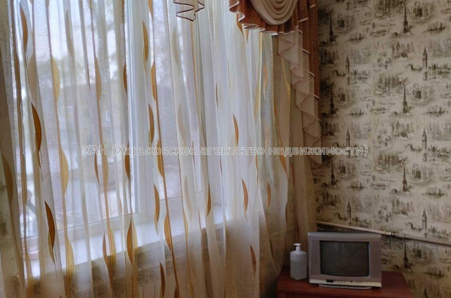 Продам квартиру, 12 Апреля ул. , 1  ком., 30.40 м², косметический ремонт 