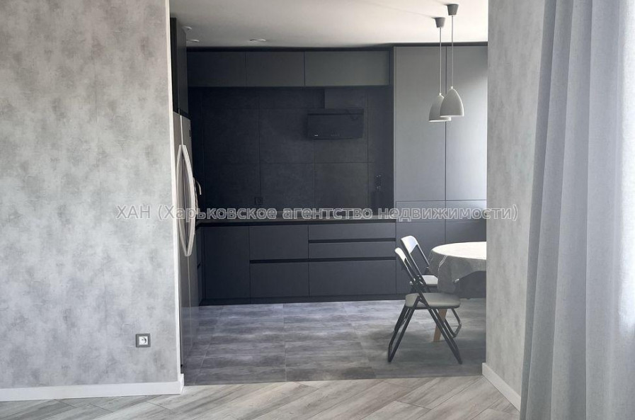Продам квартиру, Победы просп. , 2  ком., 71 м², капитальный ремонт 