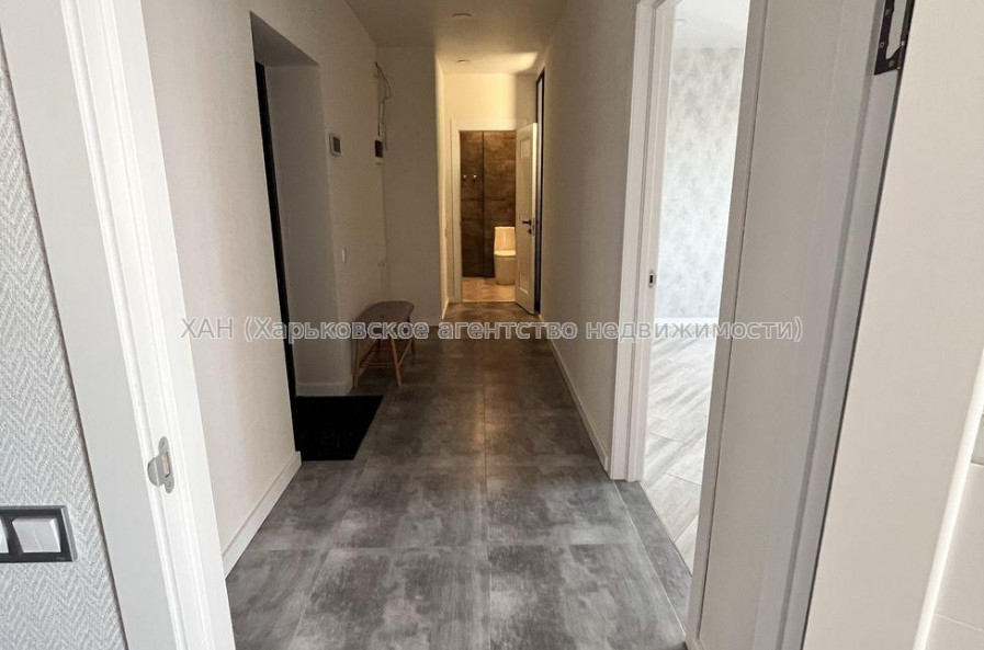 Продам квартиру, Победы просп. , 2  ком., 71 м², капитальный ремонт 