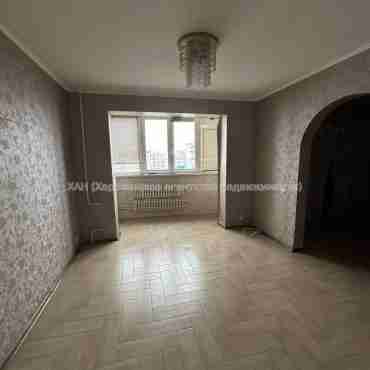 Продам квартиру, Леся Сердюка ул. , 4 кім., 84 м², капитальный ремонт 