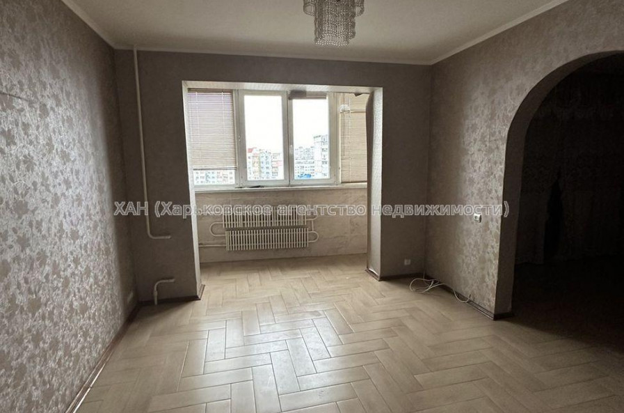Продам квартиру, Леся Сердюка ул. , 4 кім., 84 м², капитальный ремонт 