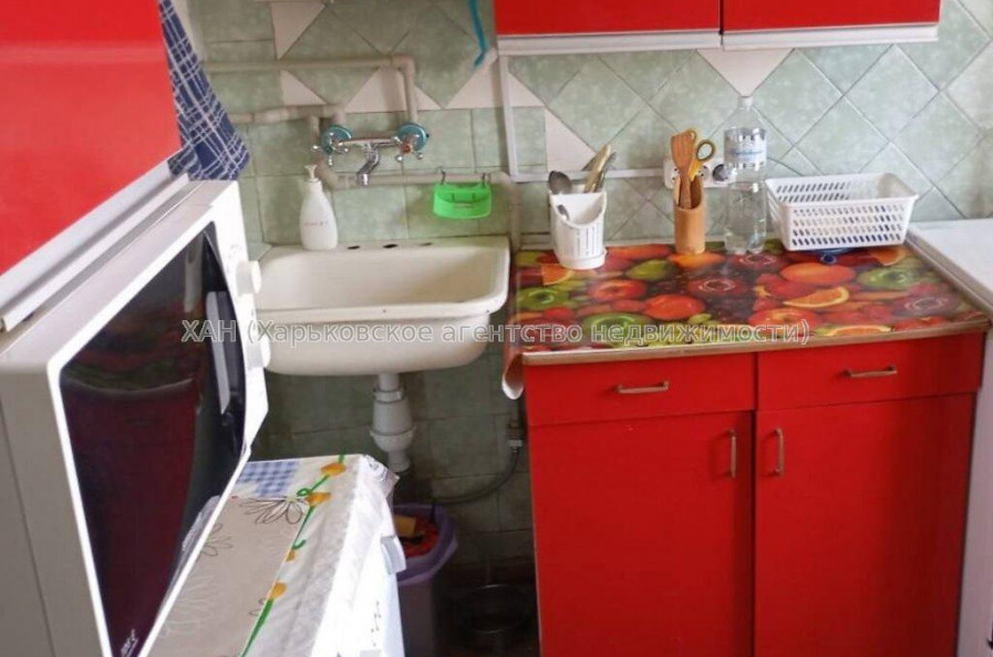 Продам квартиру, Косарева ул. , 2  ком., 43.30 м², частичный ремонт 