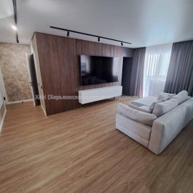 Продам квартиру, Профессора Атамановского ул. , 3  ком., 83 м², авторский дизайн